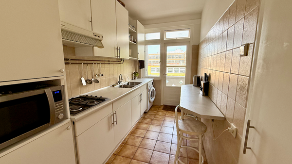 Medium property photo - Theresiastraat, 2593 AT Den Haag
